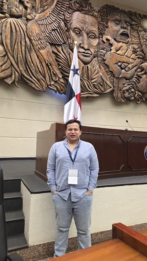 Martín Velasco en congreso internacional en Panamá